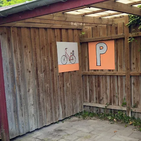 Posthuset377 Kır Evi *